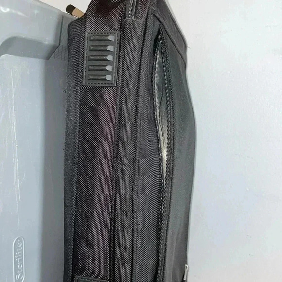 Dell Lap Top Case-Black - Picture 8 of 9